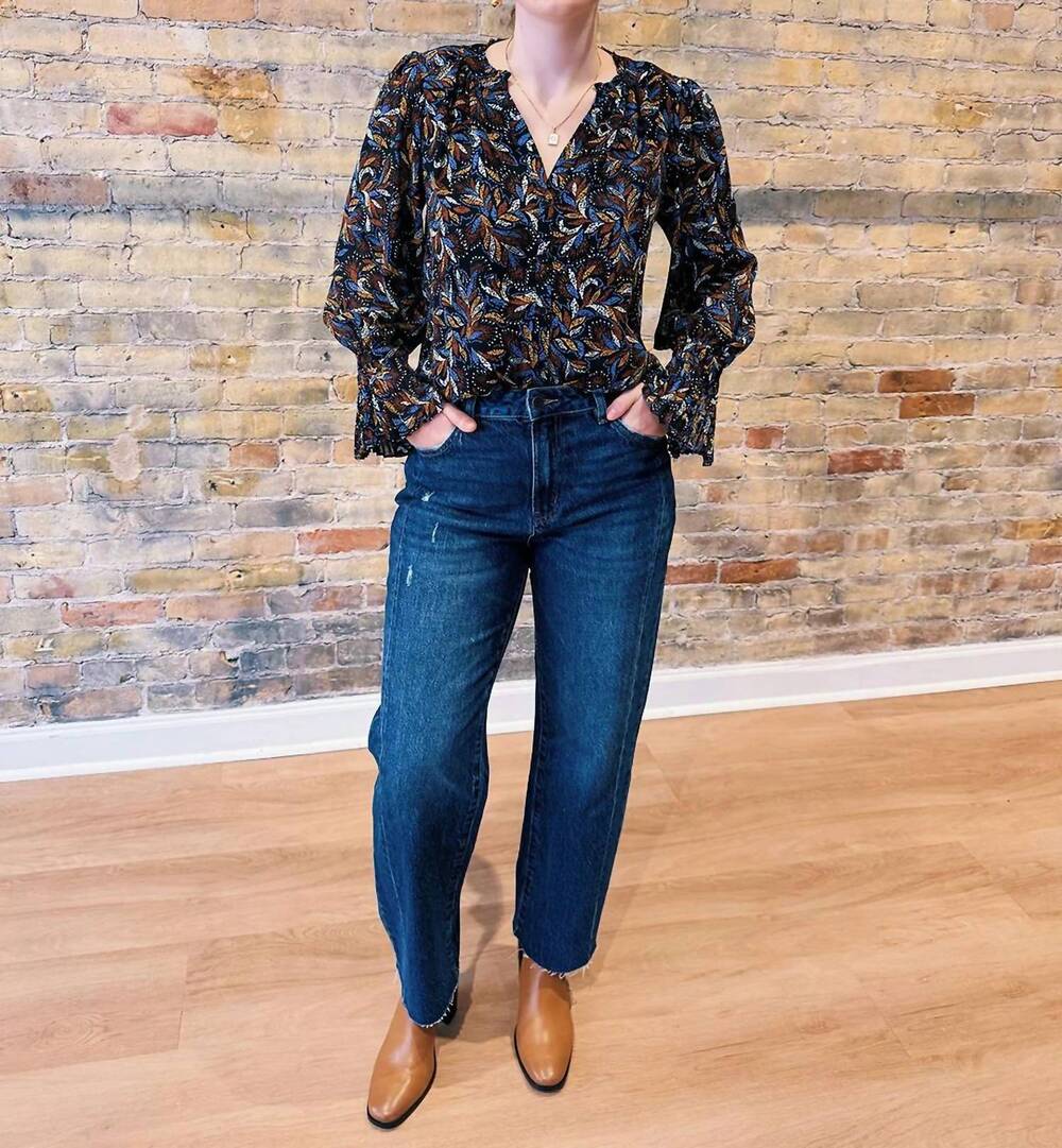 NEW SKIES ARE BLUE iris printed blouse in black